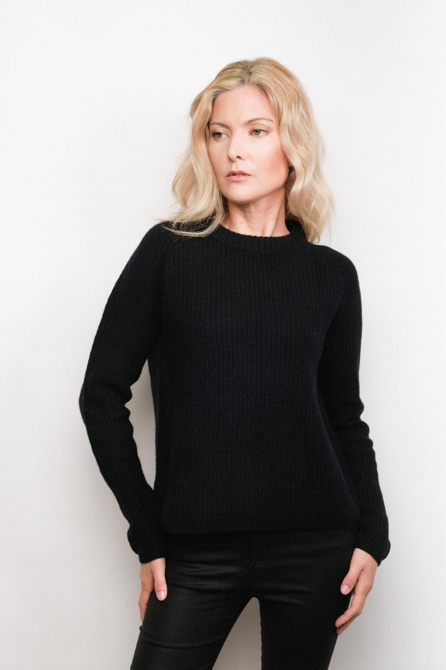 Heritage Fisherman Cashmere Sweater - Black