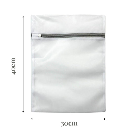 Fine mesh wash bag for protecting silk in the washing machine