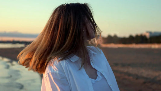 Why Silk Pillowcases Help Prevent Hair Breakage (Especially While You Sleep)