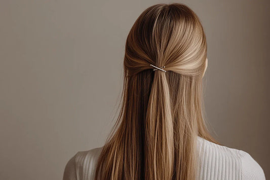7 Reasons a Silk Pillowcase Is Better for Your Hair