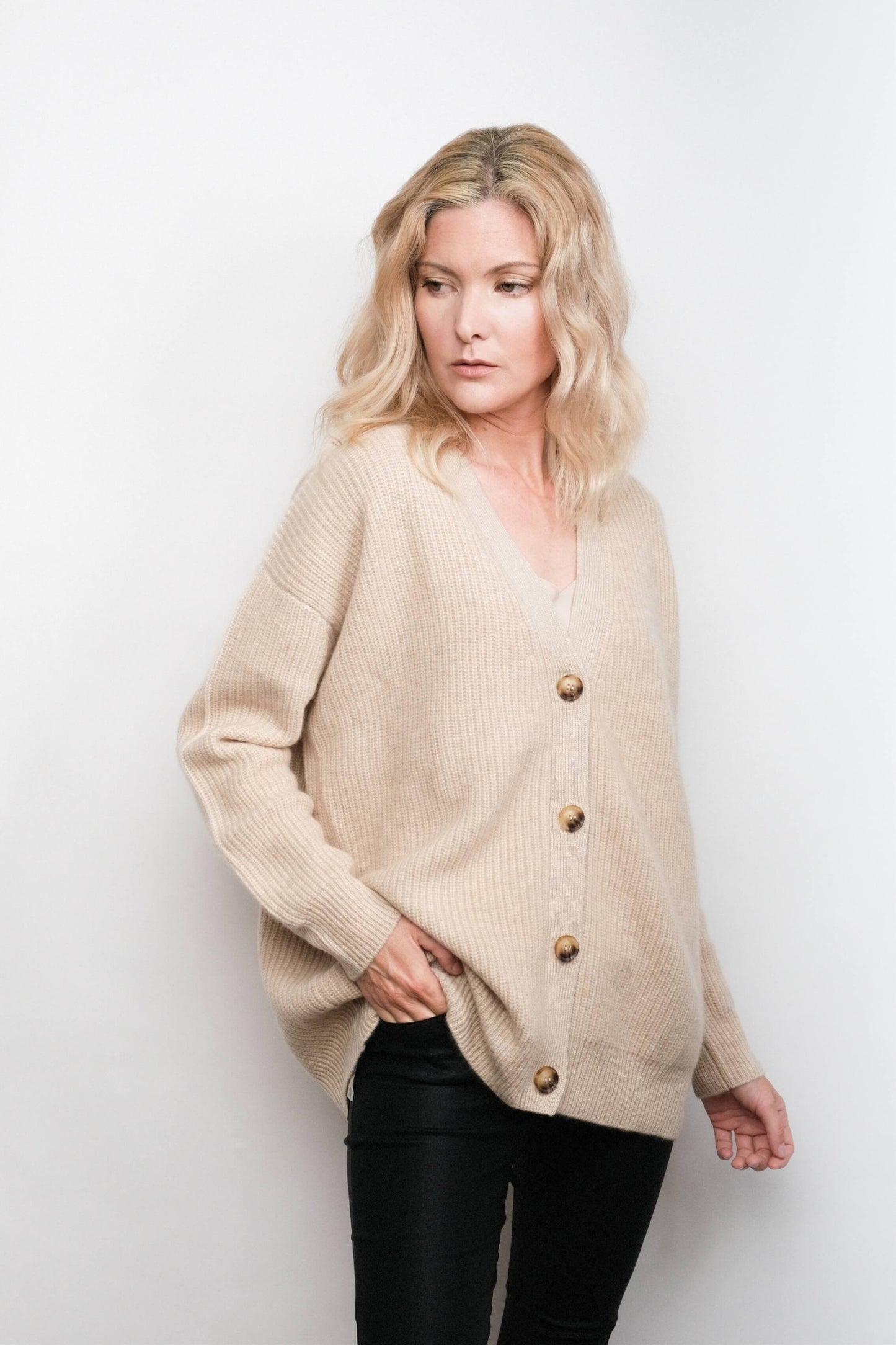 Luxe Relaxed Fit Cashmere Cardigan - Beige