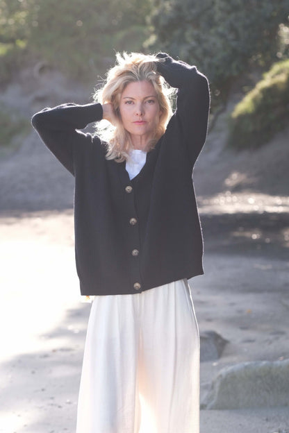 Luxe Relaxed Fit Cashmere Cardigan - Black