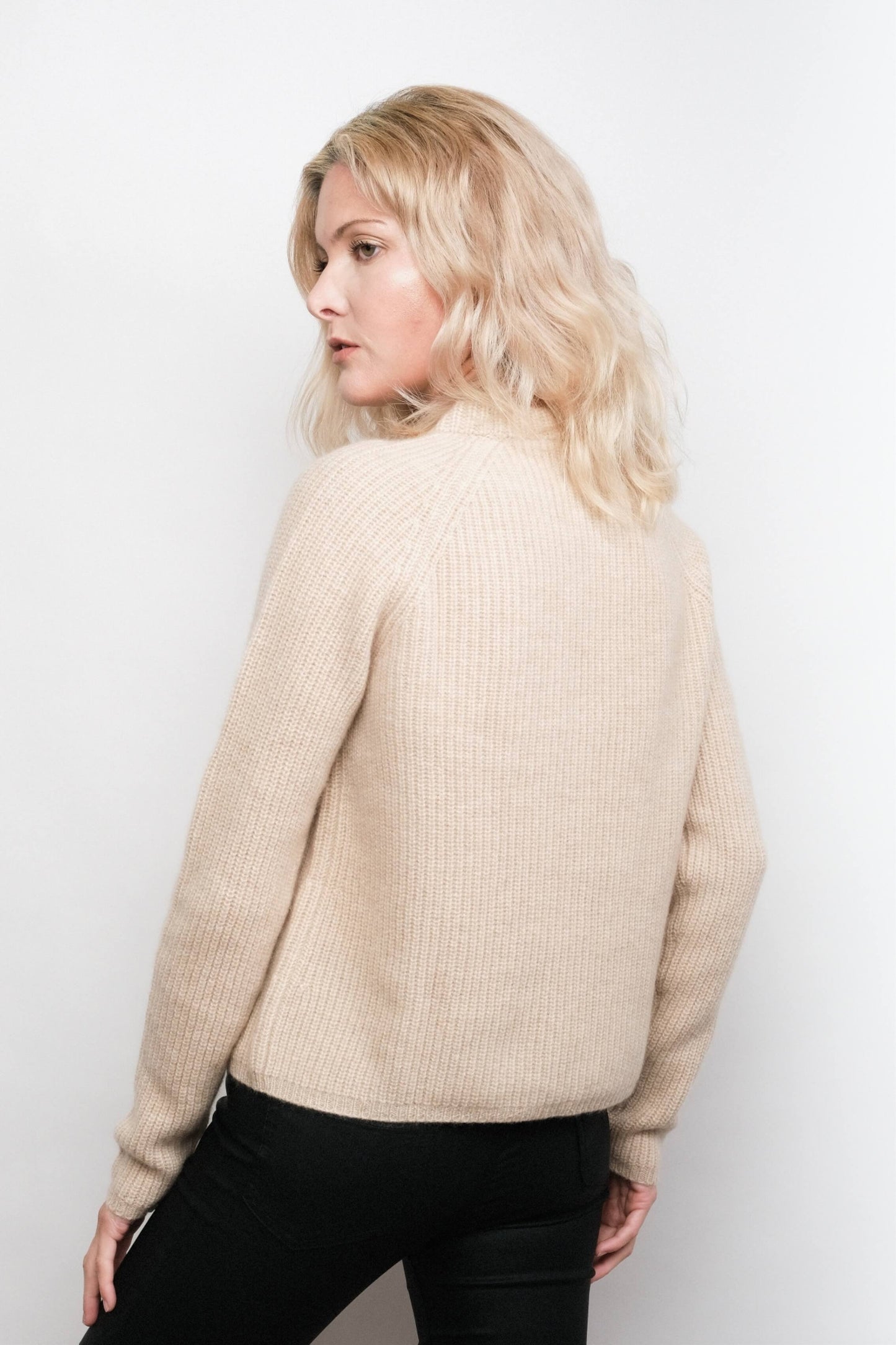 Heritage Fisherman Cashmere Sweater - Beige