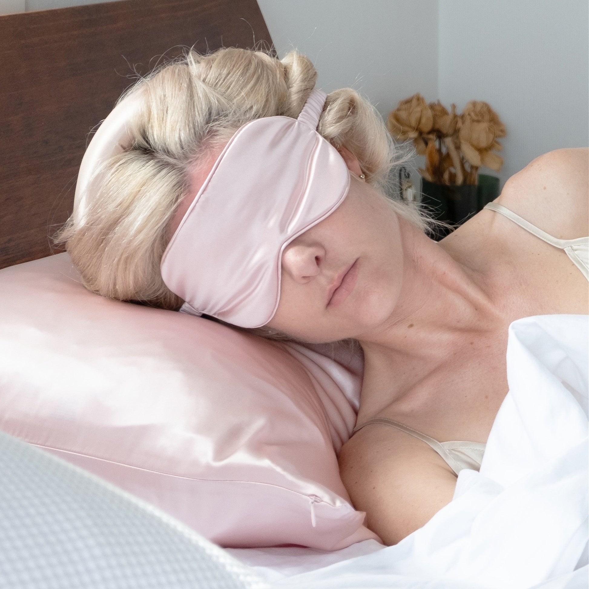 Pink Silk Pillowcase - NZ Standard Size - Zip Closure - Lovesilk.co.nz