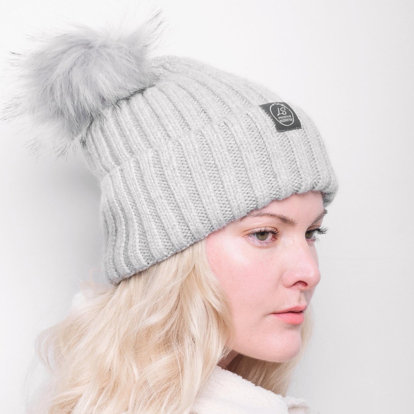 Mulberry Silk-Lined Classic Ribbed Beanie Hat – Cashmere Blend with Removable Pom Pom - Grey